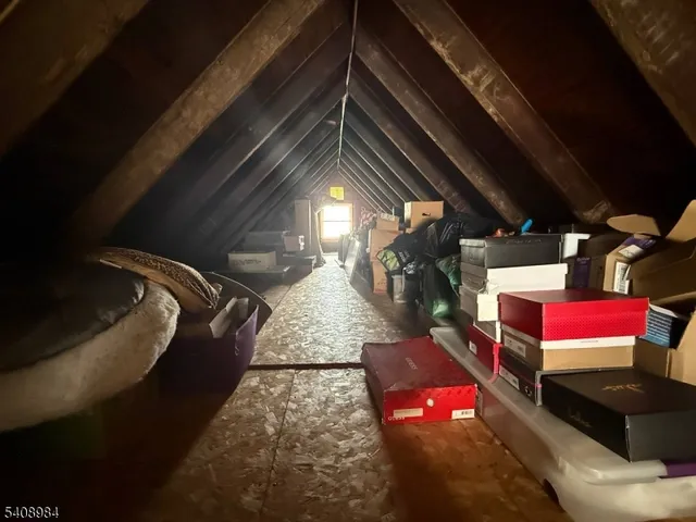 a view of an outdoor space