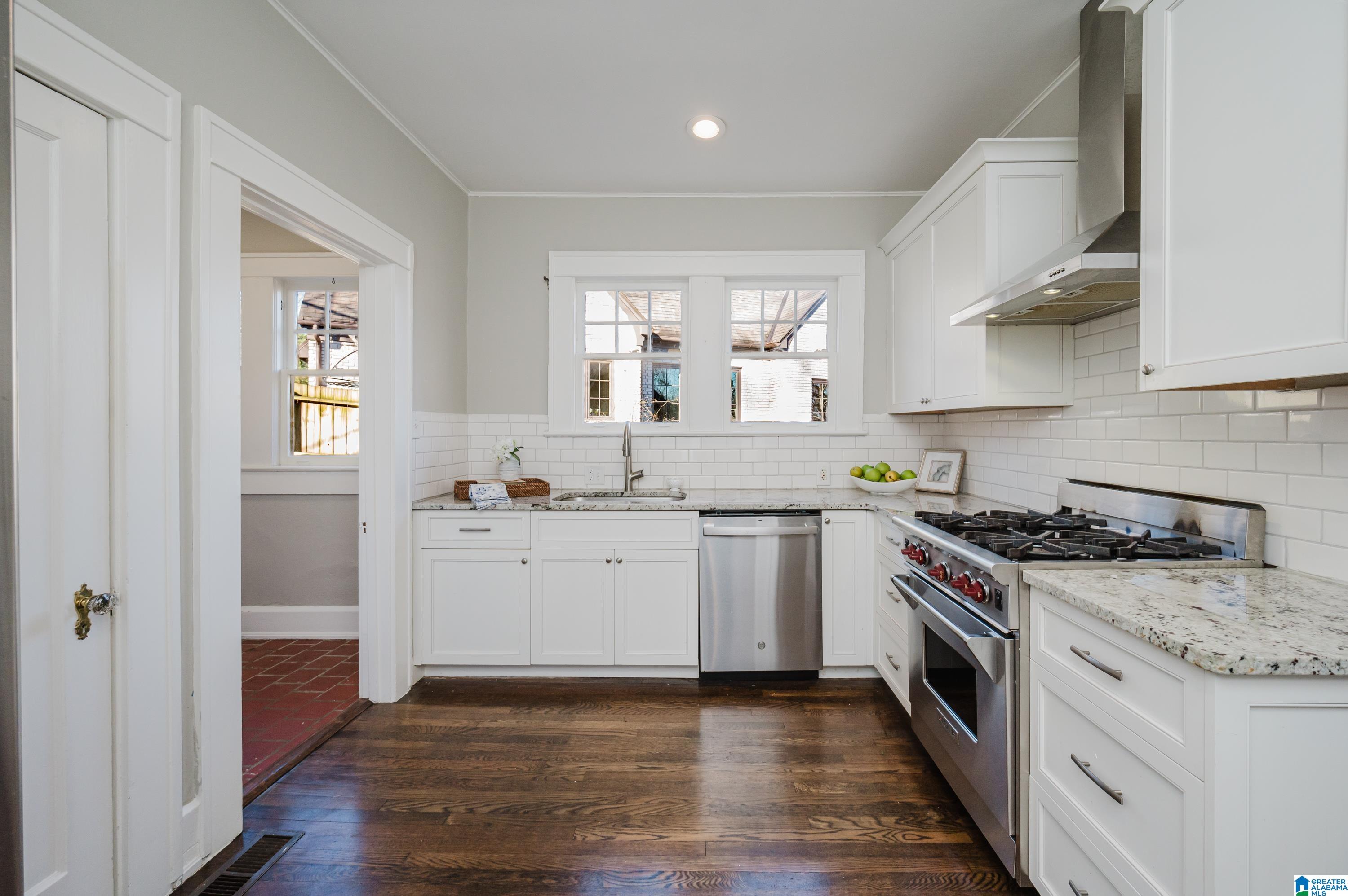 1901 Kensington Road Birmingham, AL 35209 - Photo 17 of 44