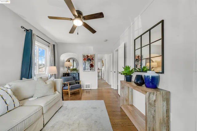 $585,000 | 10501 Longfellow Avenue, Oakland, CA 94603