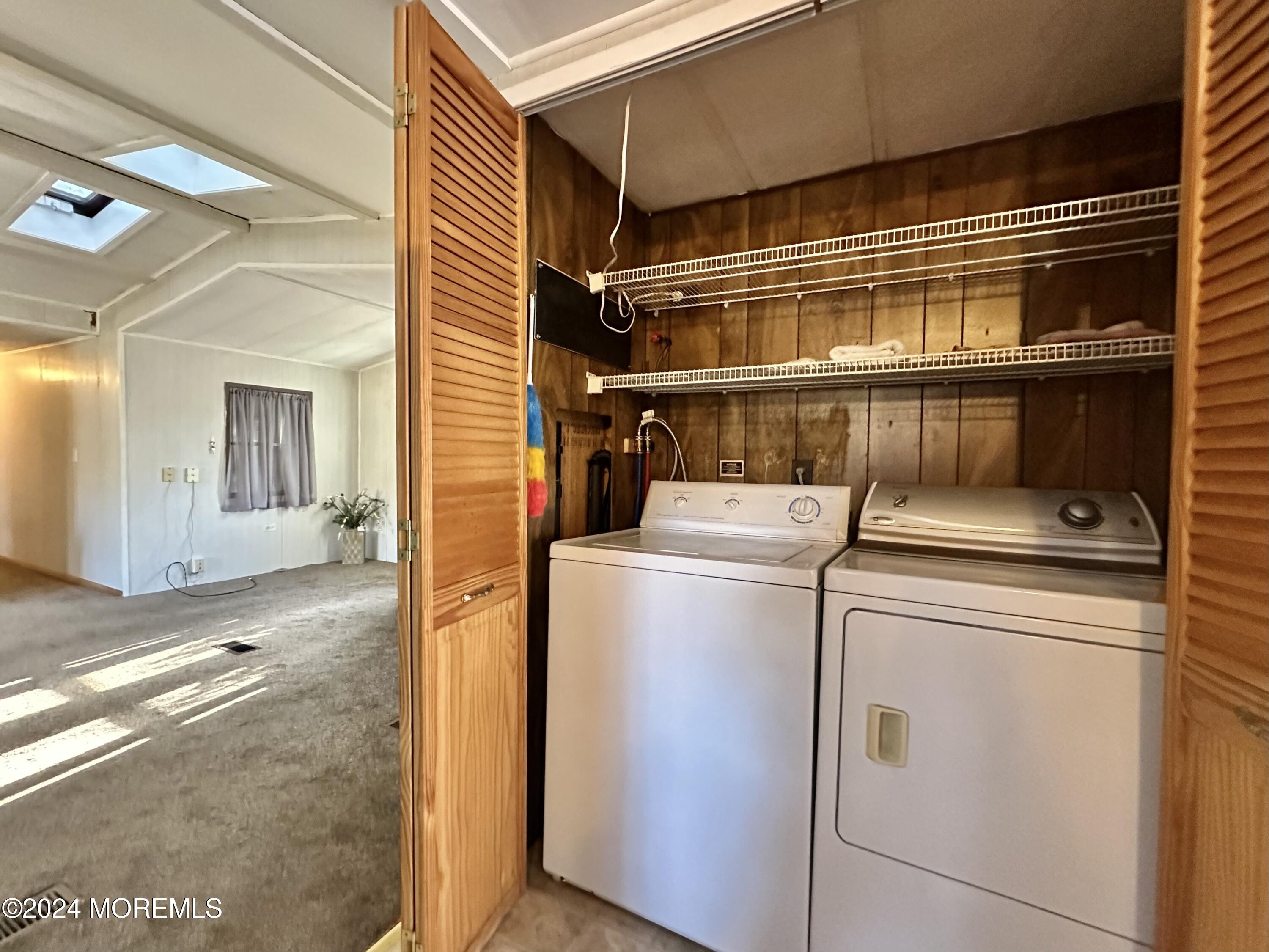 2 Rose Drive Jackson, NJ 08527 - Photo 8 of 20 a utility room with dryer and washer
