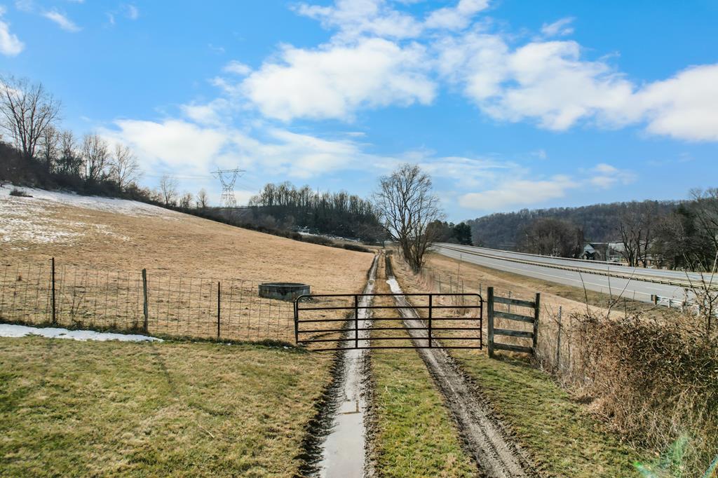 Tbd Perry Lane Atkins, VA 24311 - Photo 2 of 60 Gallery Image 2