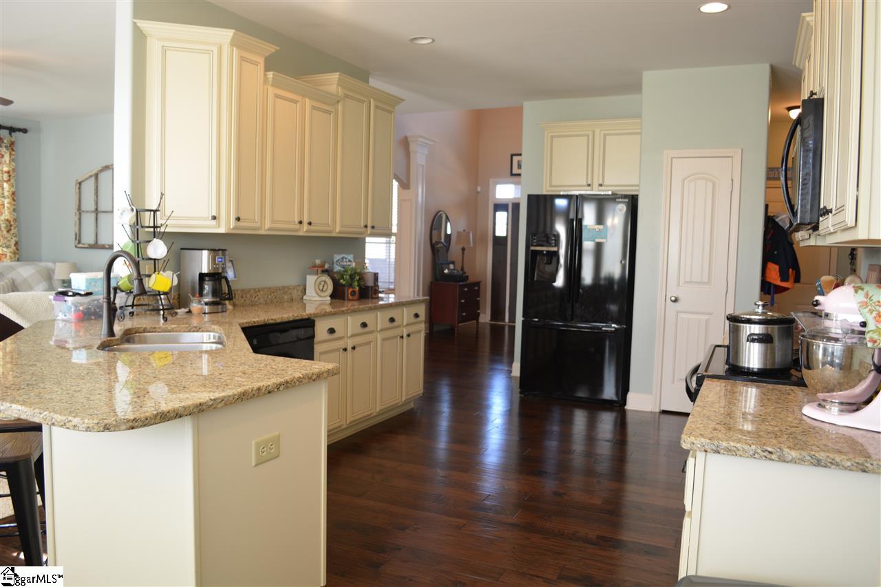 27 Rising Meadow Lane Taylors, SC 29687 - Photo 11 of 35 Gallery Image 11