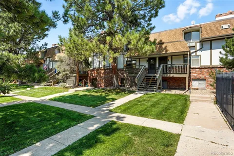 $189,000 | 2700 South Holly Street, Unit 206, Denver, CO 80222