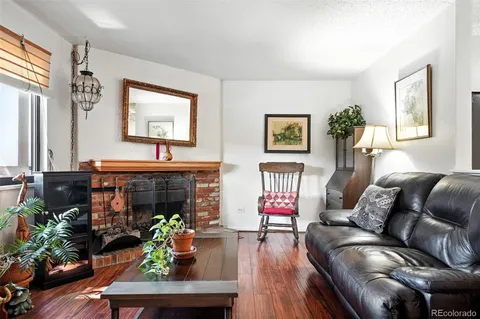 $189,000 | 2700 South Holly Street, Unit 206, Denver, CO 80222