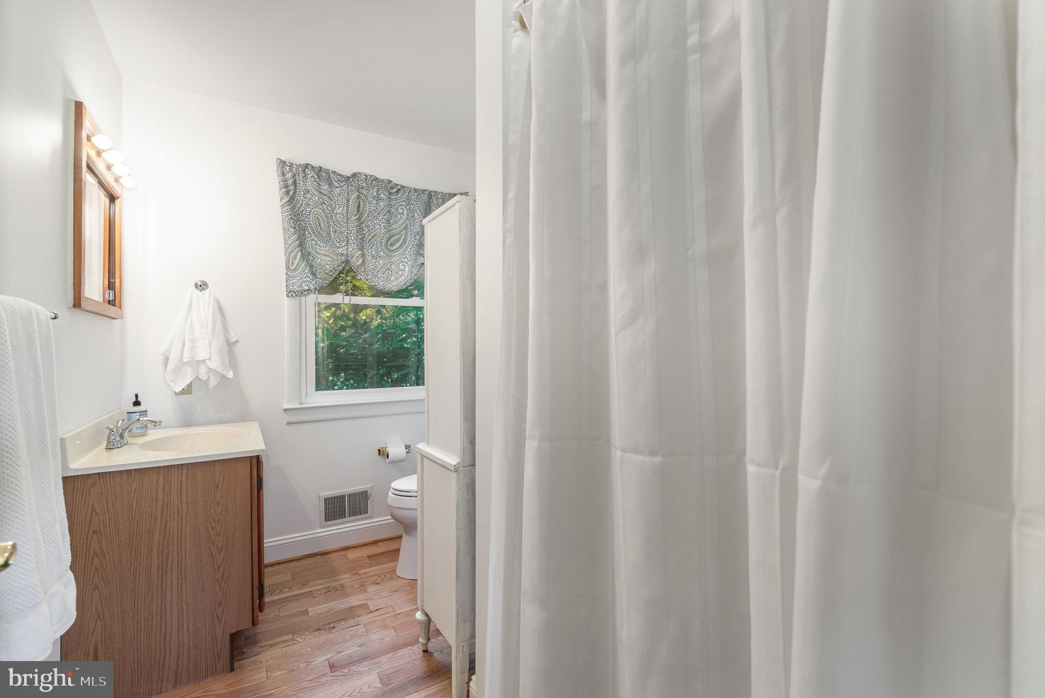 1624 Deep Run Road Whiteford, MD 21160 - Photo 23 of 54 Bathroom 2
