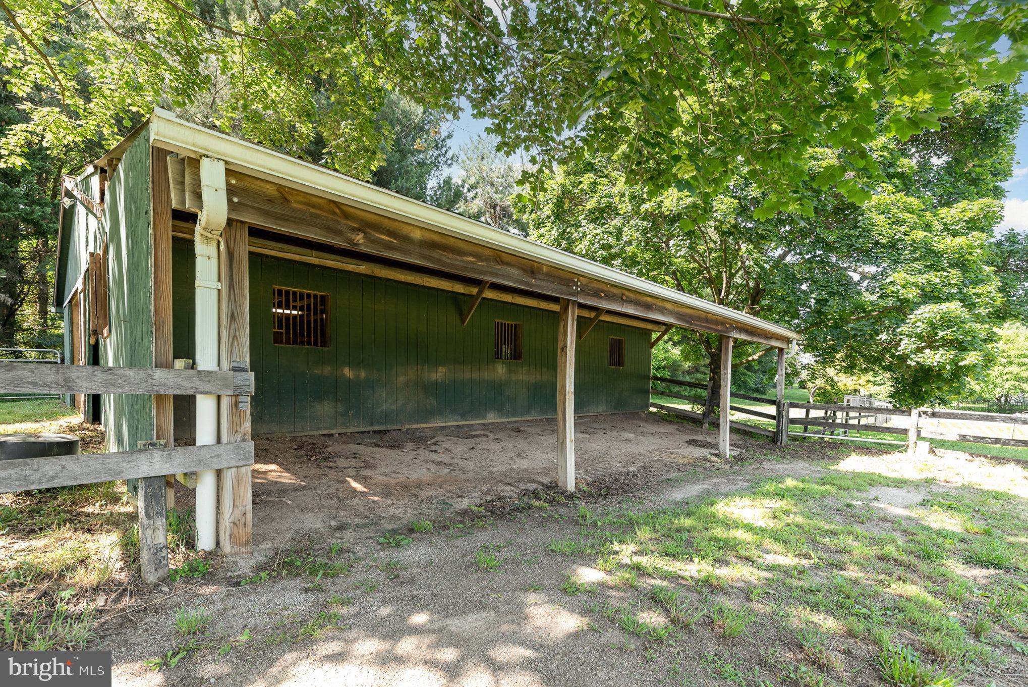 1624 Deep Run Road Whiteford, MD 21160 - Photo 32 of 54 Run-In Shed