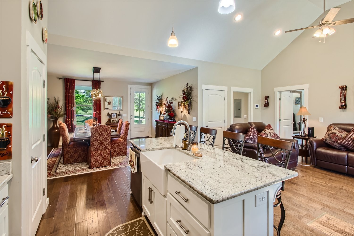 190 Mitchell Road Portland, TN 37148 - Photo 12 of 28 a view of living room and dining room