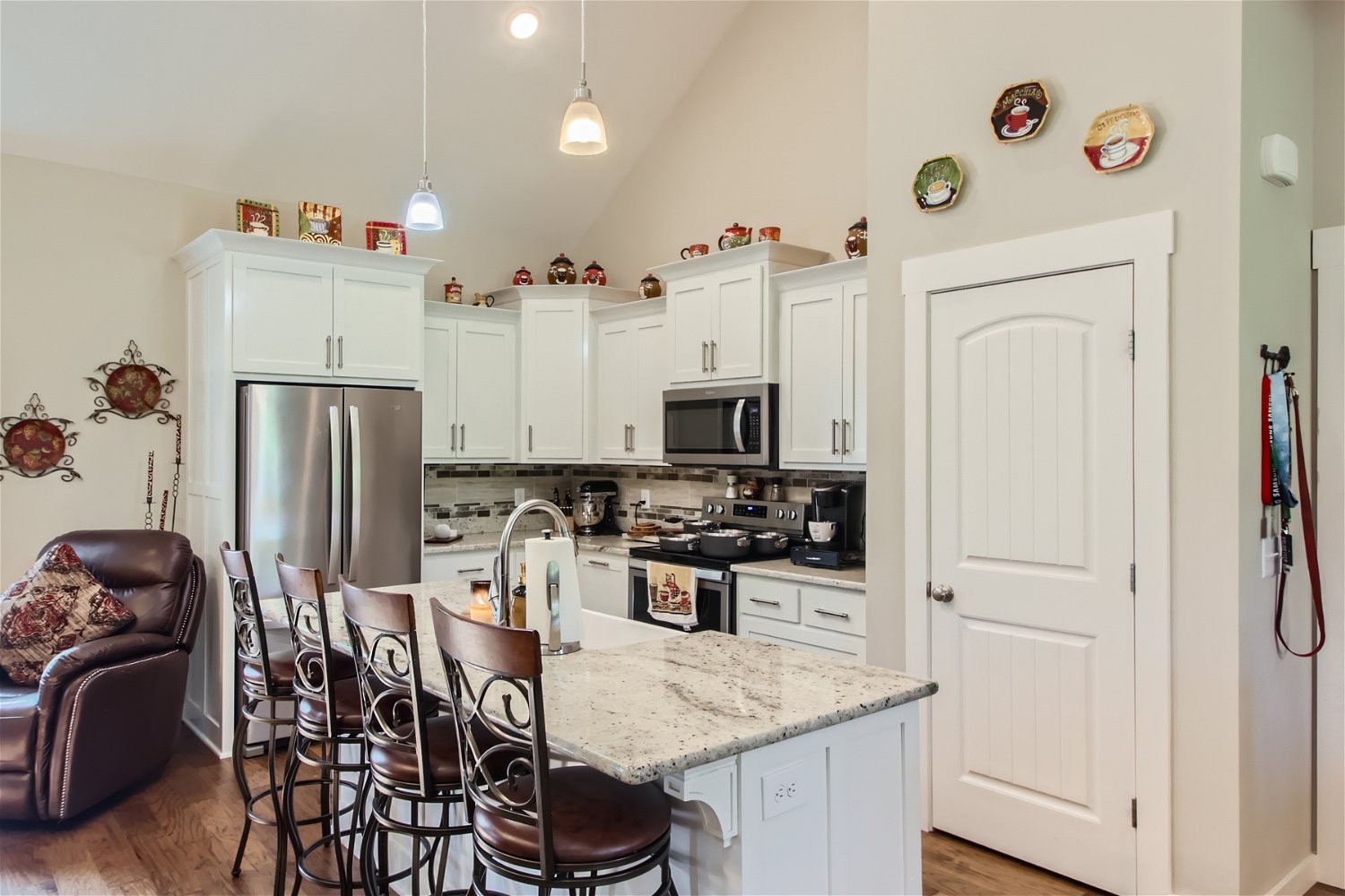 190 Mitchell Road Portland, TN 37148 - Photo 9 of 28 a kitchen with stainless steel appliances granite countertop a refrigerator and a stove