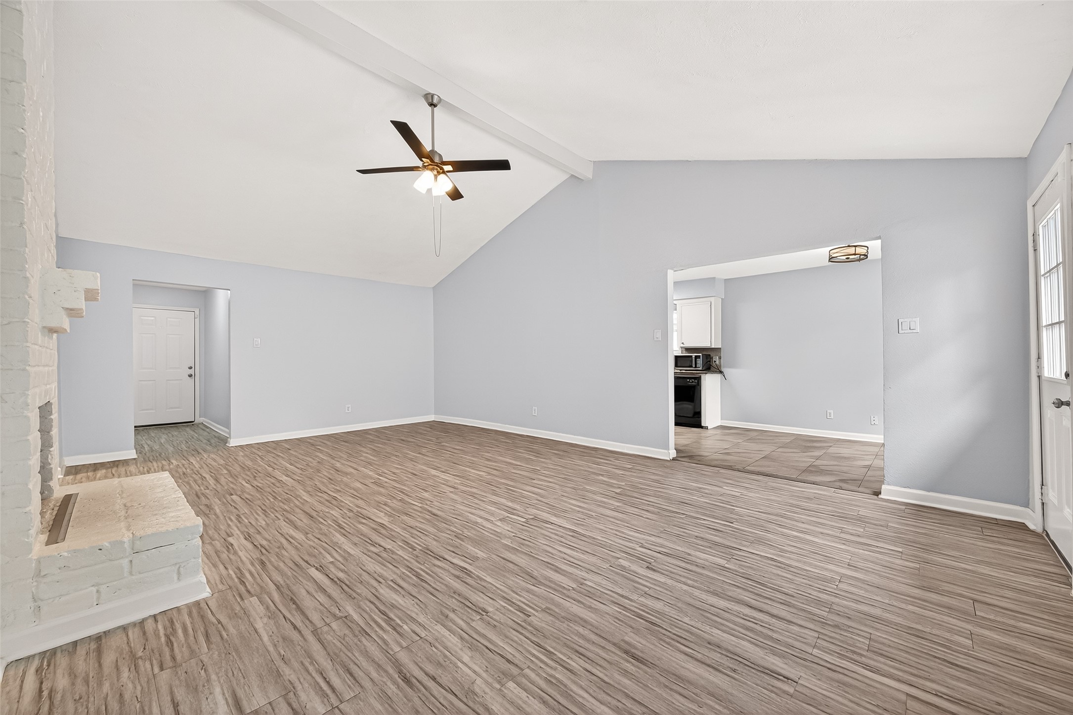 4918 Monteith Drive Spring, TX 77373 - Photo 4 of 20