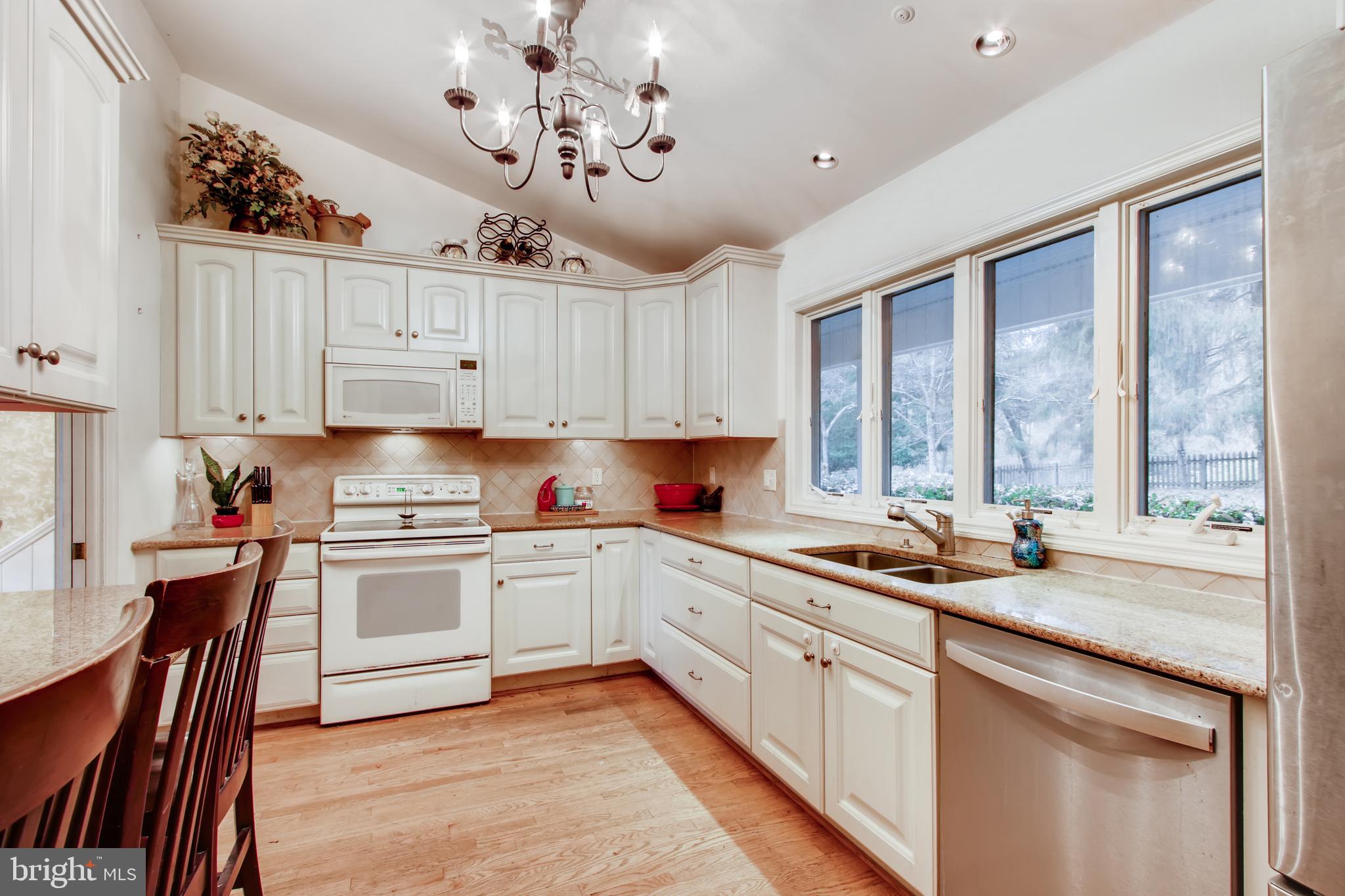 4427 Butler Road Glyndon, MD 21136 - Photo 5 of 27 Updated Kitchen