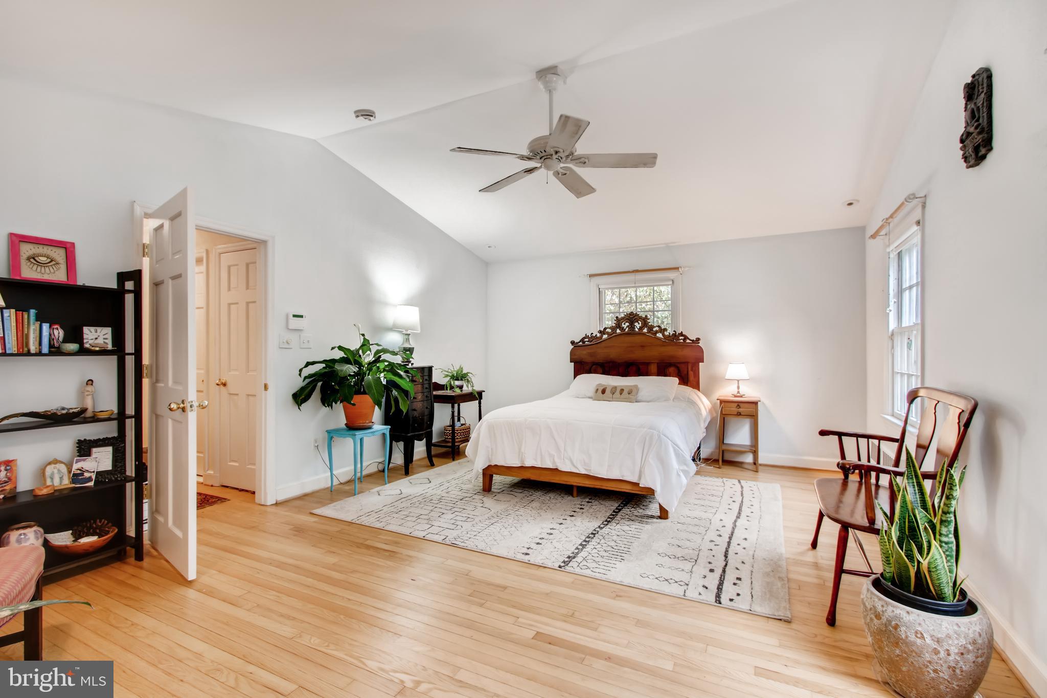 4427 Butler Road Glyndon, MD 21136 - Photo 10 of 27 Spacious Owners Bedroom