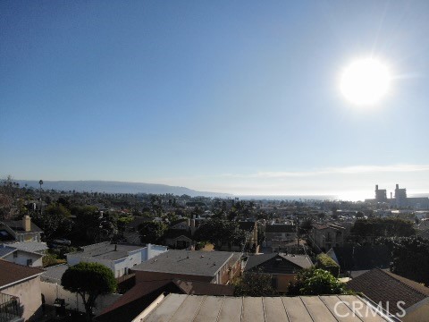 819 North Maria Avenue Redondo Beach, CA 90277 - Photo 11 of 42