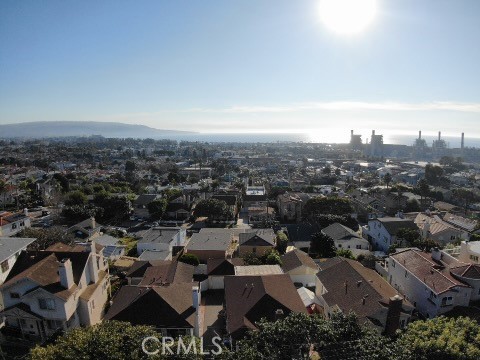 819 North Maria Avenue Redondo Beach, CA 90277 - Photo 12 of 42