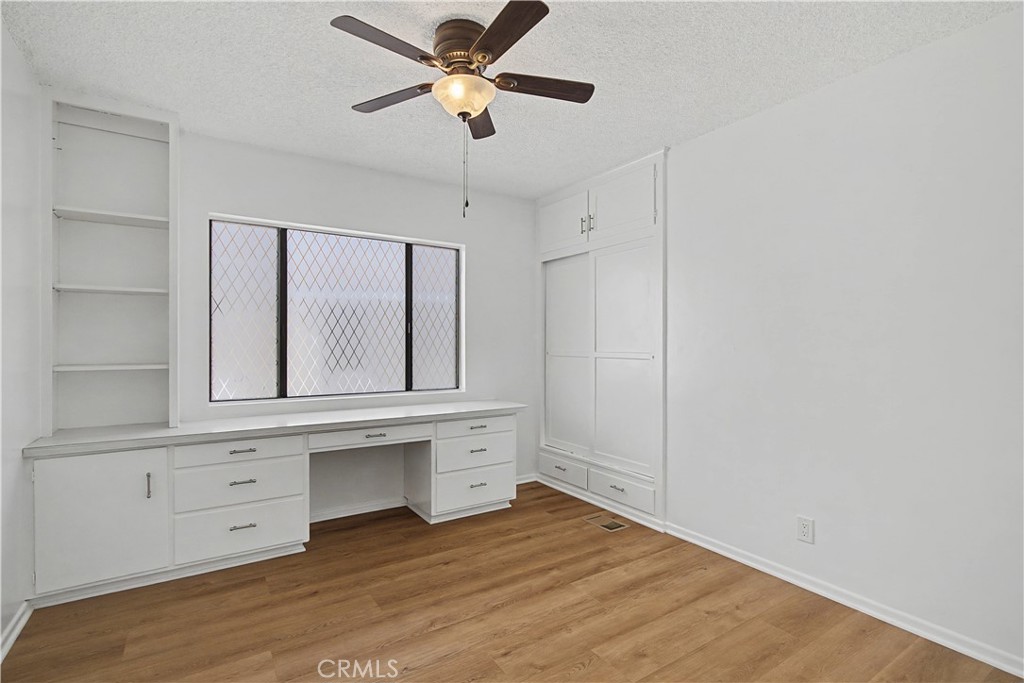 819 North Maria Avenue Redondo Beach, CA 90277 - Photo 30 of 42