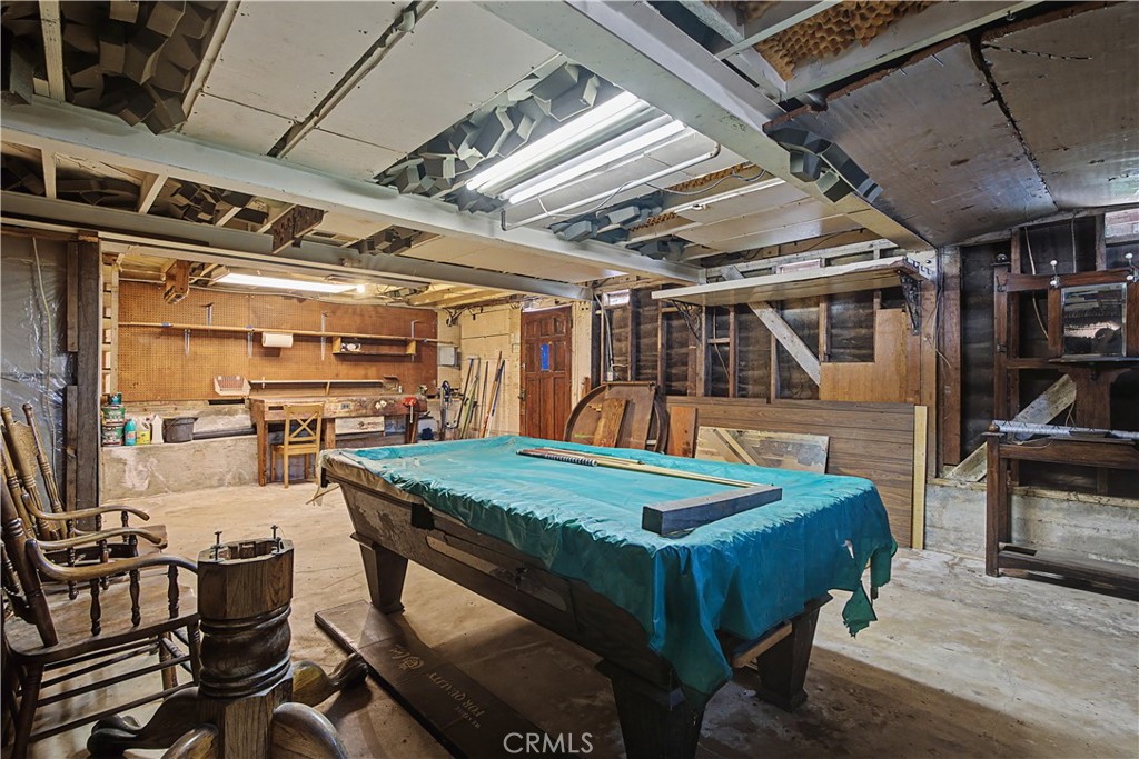 819 North Maria Avenue Redondo Beach, CA 90277 - Photo 37 of 42