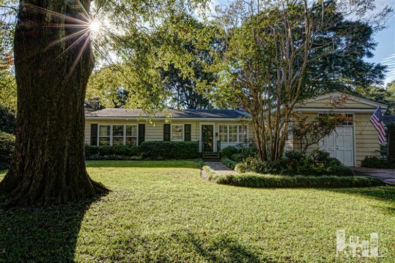 1622 Country Club Road Wilmington, NC 28401 - Photo 1 of 26 Primary Photo