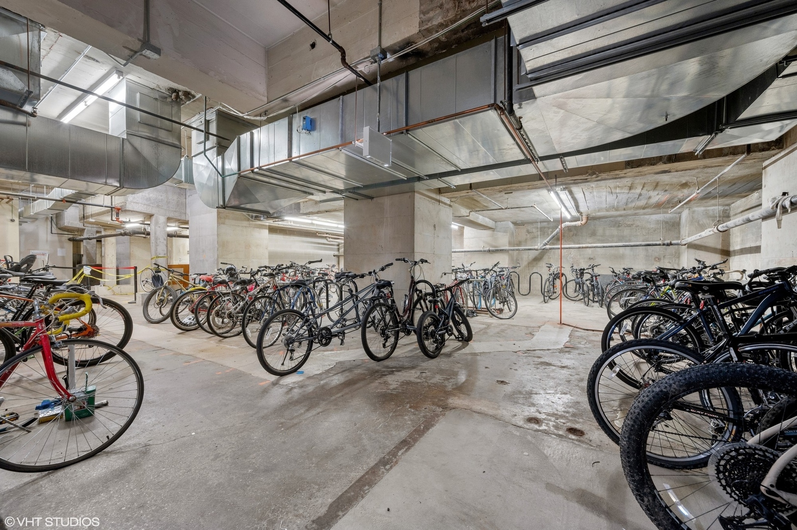565 West Quincy Street, Unit 902 Chicago, IL 60661 - Photo 24 of 26 a view of a bike storage
