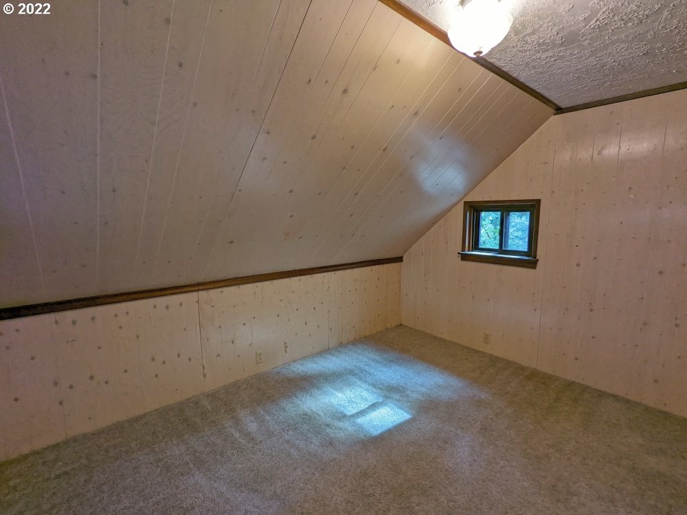 73793 Road 20 East Rhododendron, OR 97049 - Photo 16 of 25 Gallery Image 16