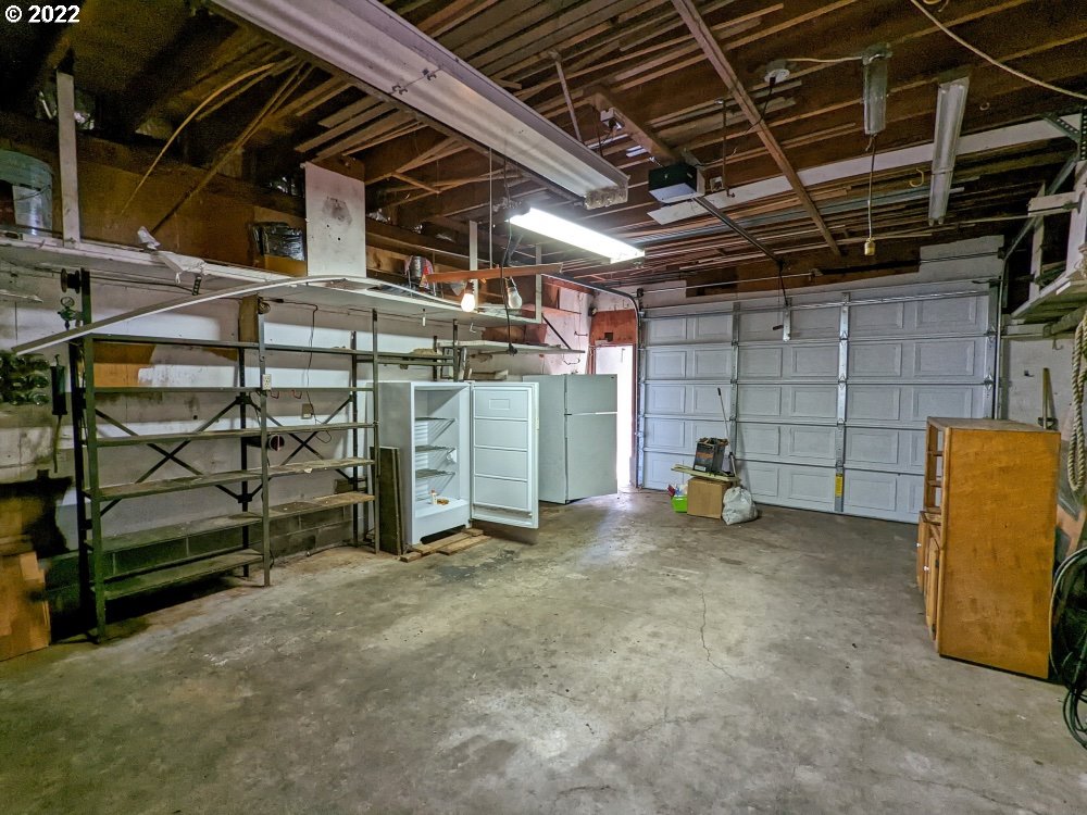 73793 Road 20 East Rhododendron, OR 97049 - Photo 23 of 25 Gallery Image 23