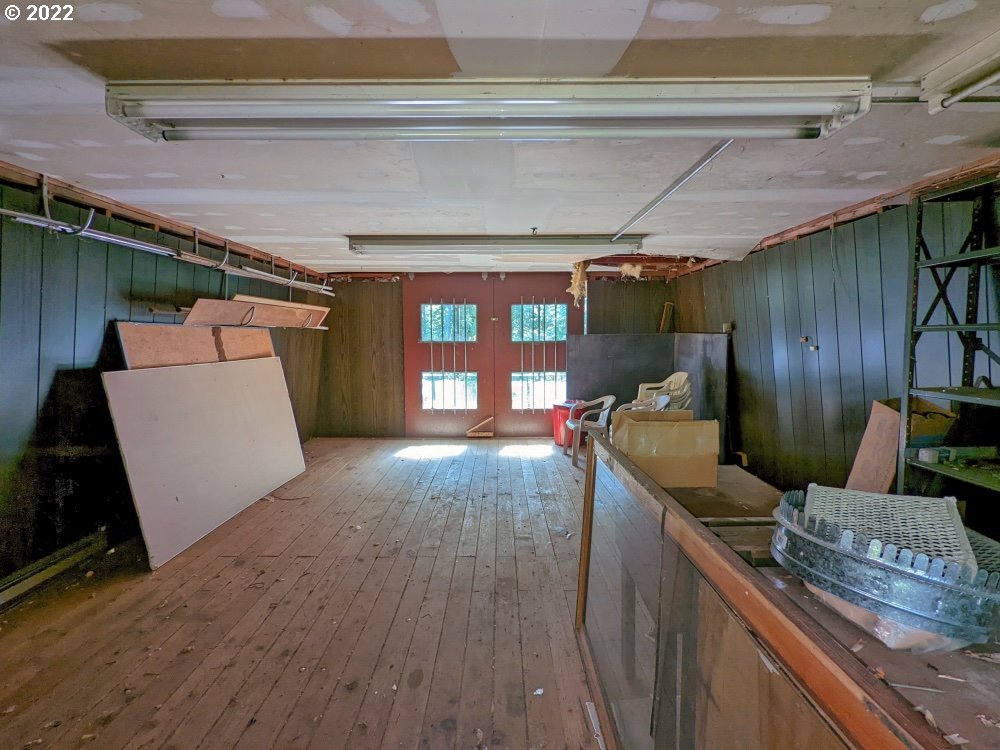 73793 Road 20 East Rhododendron, OR 97049 - Photo 24 of 25 Gallery Image 24