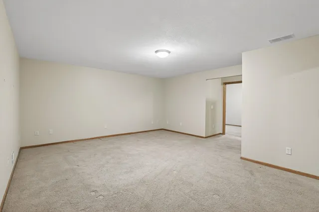 $369,900 | 786 Regent Drive, Shakopee, MN 55379