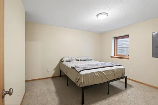 $369,900 | 786 Regent Drive, Shakopee, MN 55379