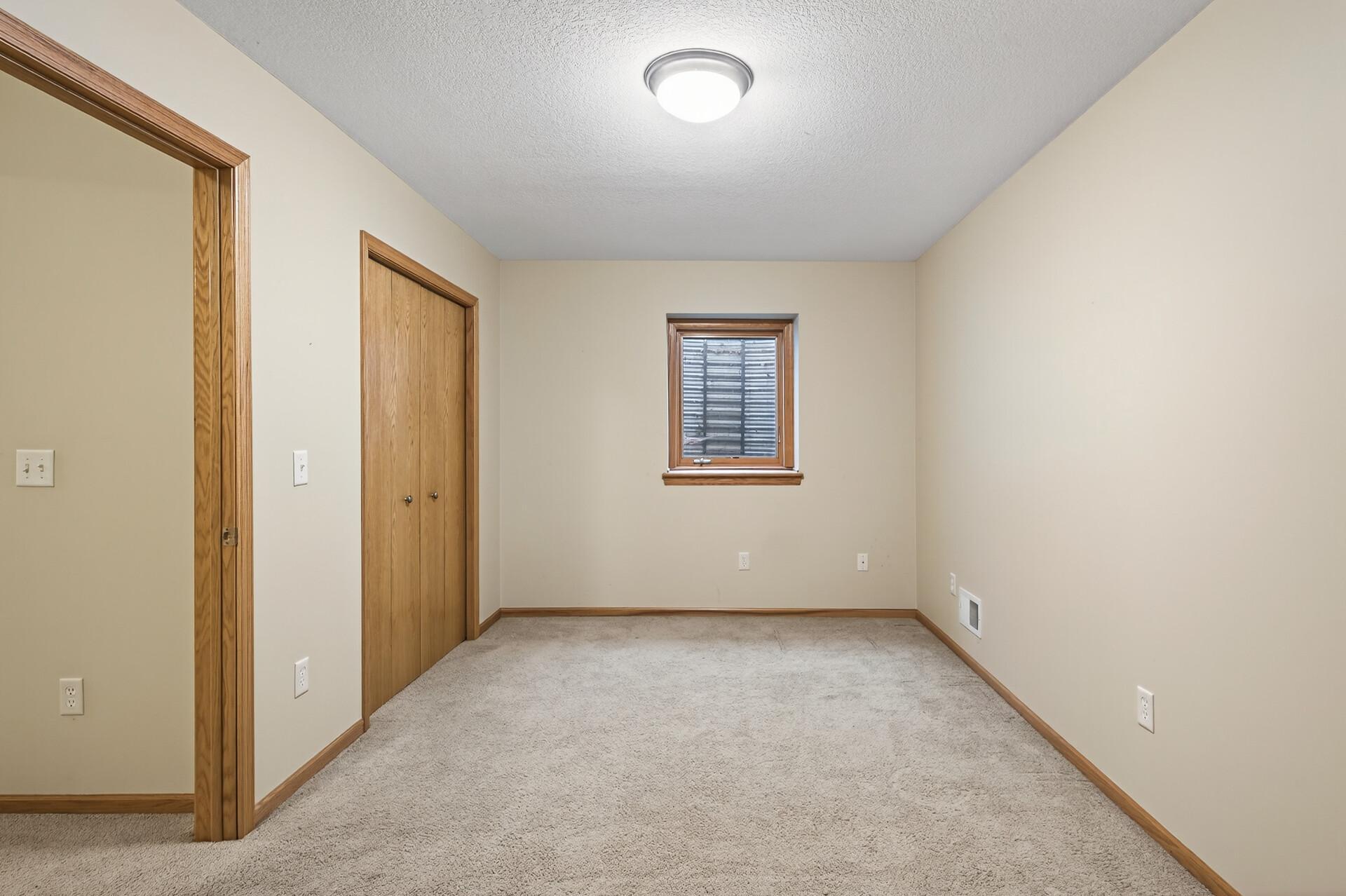 786 Regent Drive Shakopee, MN 55379 - Photo 23 of 33