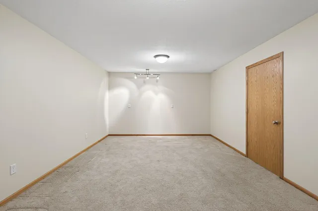 $369,900 | 786 Regent Drive, Shakopee, MN 55379