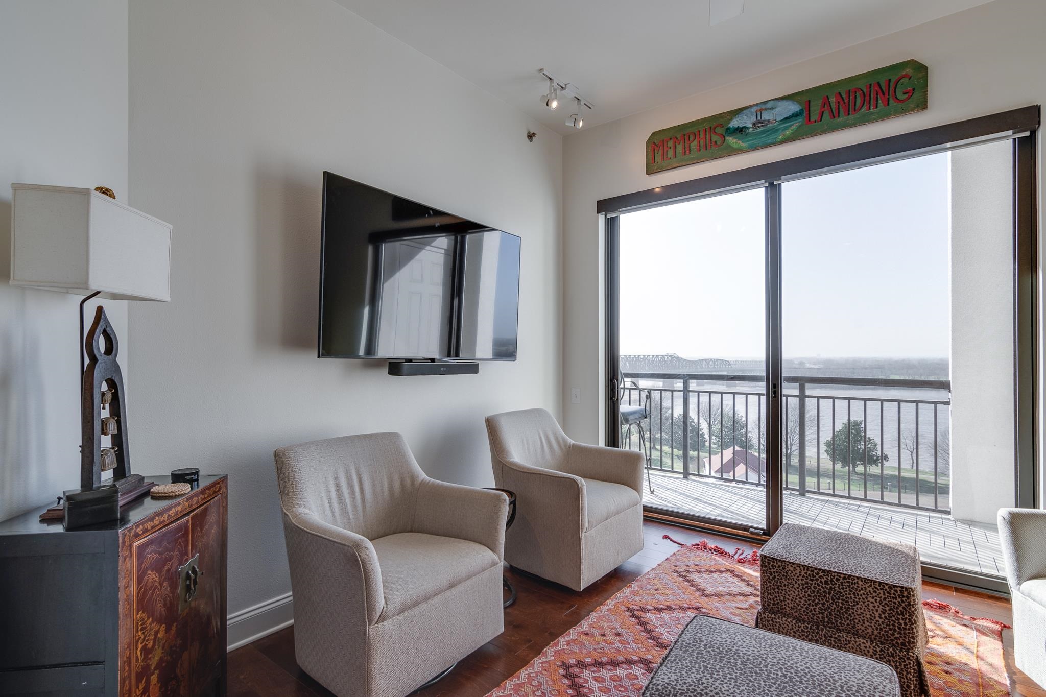 717 Riverside Drive, Unit 1007 Memphis, TN 38103 - Photo 11 of 24 Gallery Image 11