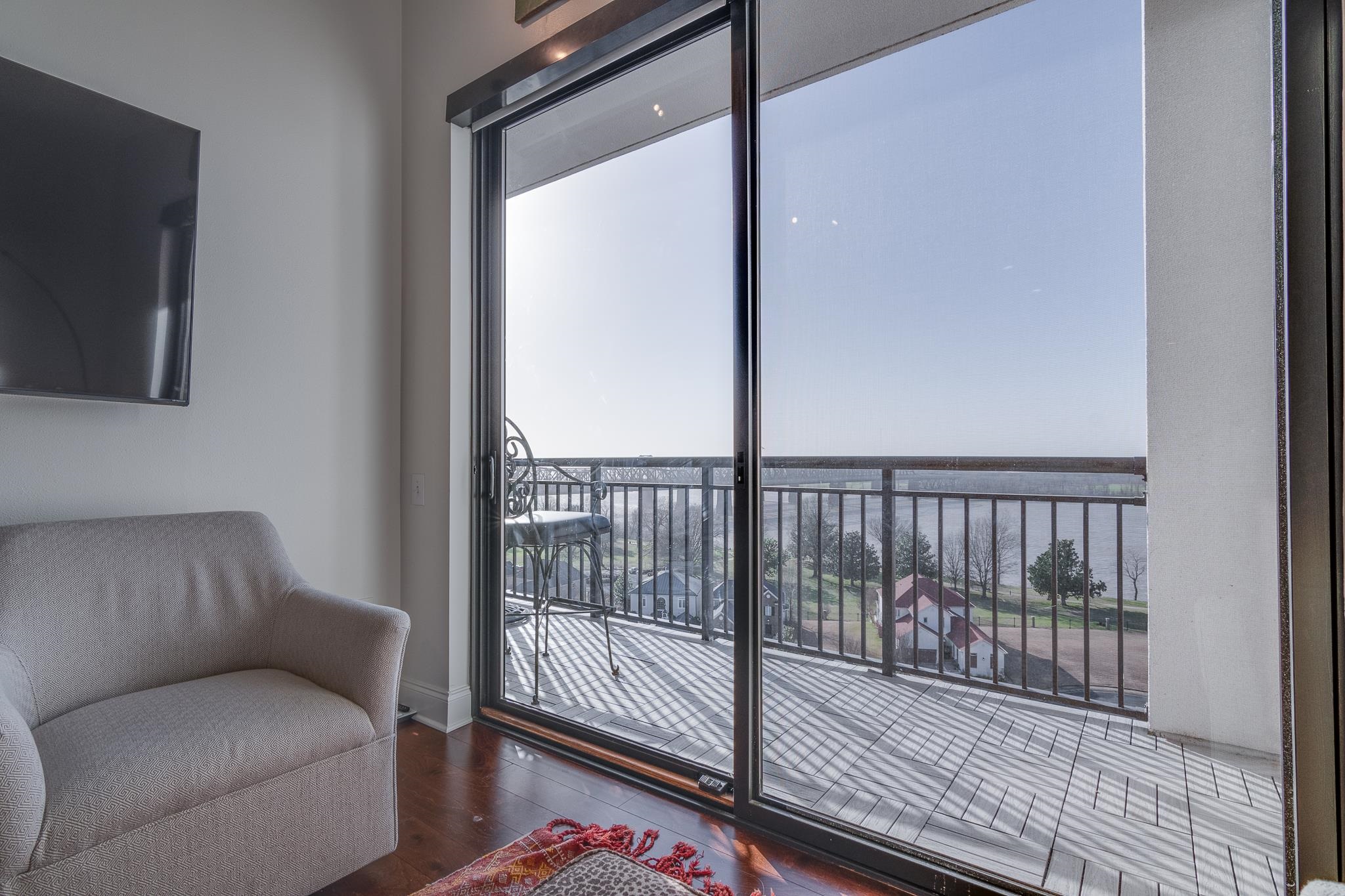 717 Riverside Drive, Unit 1007 Memphis, TN 38103 - Photo 19 of 24 Gallery Image 19