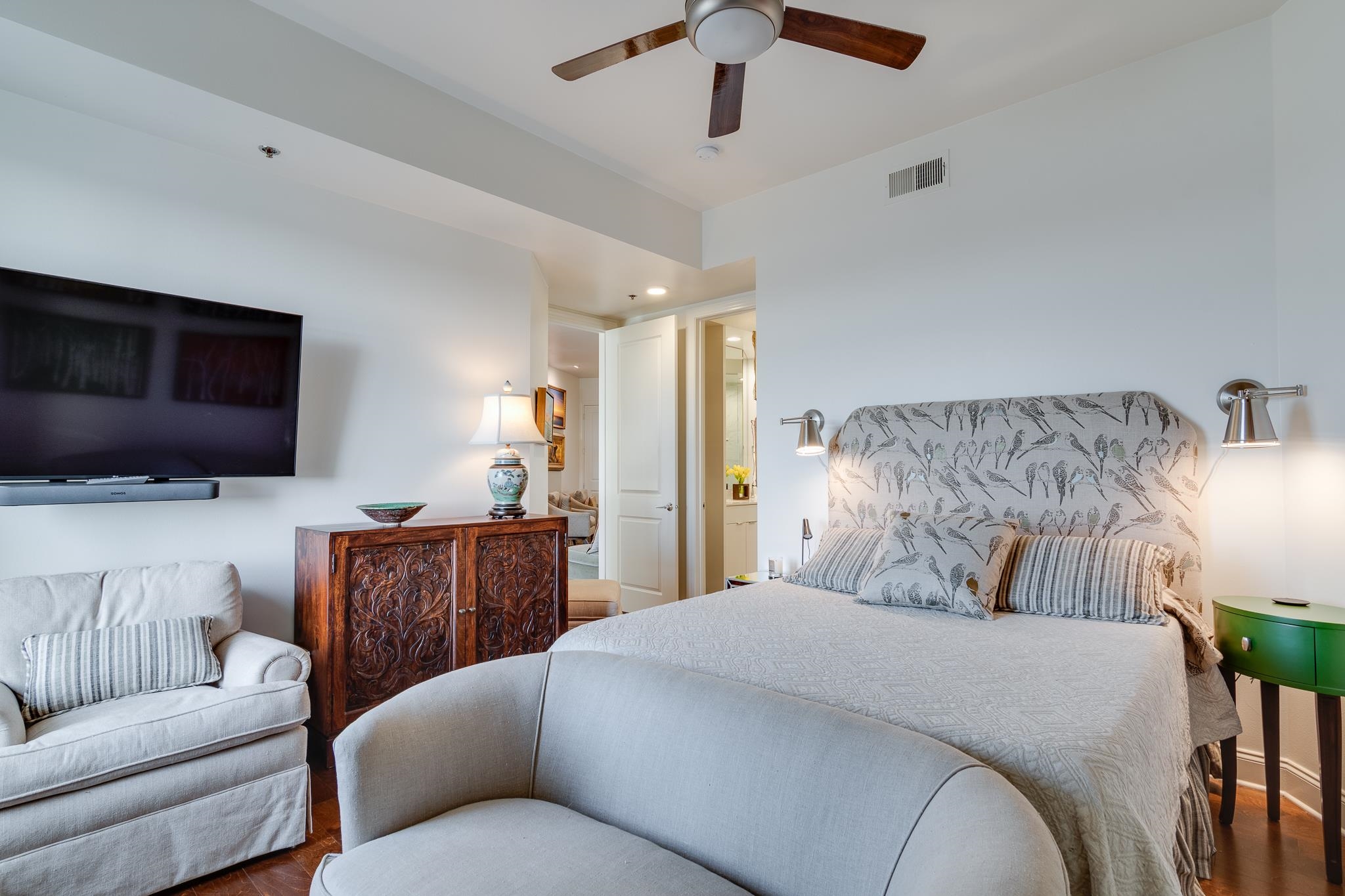 717 Riverside Drive, Unit 1007 Memphis, TN 38103 - Photo 5 of 24 Gallery Image 5