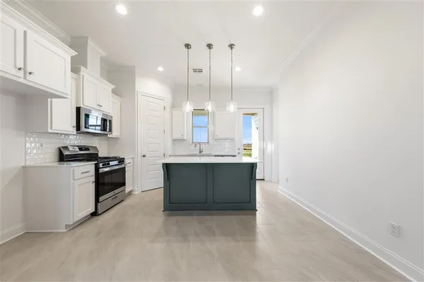 $257,000 | 3040 Southern Trce Drive, Lake Charles, LA 70607