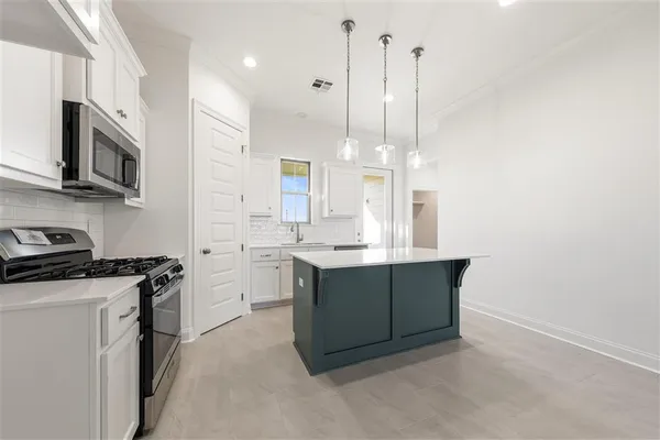 $257,000 | 3040 Southern Trce Drive, Lake Charles, LA 70607