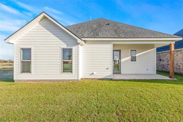 $257,000 | 3040 Southern Trce Drive, Lake Charles, LA 70607