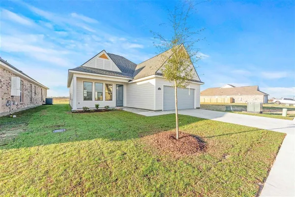 $257,000 | 3040 Southern Trce Drive, Lake Charles, LA 70607