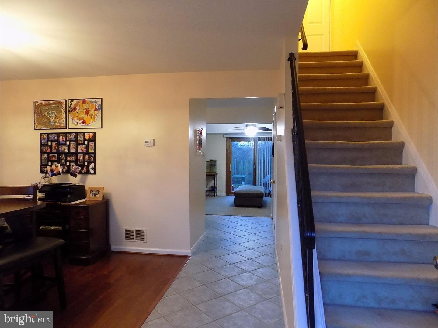 23 Stonegate Road Quakertown, PA 18951 - Photo 4 of 20 Foyer