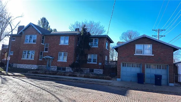 $1,900 | 5301 South Broadway, St. Louis, MO 63111