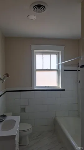 $1,900 | 5301 South Broadway, St. Louis, MO 63111