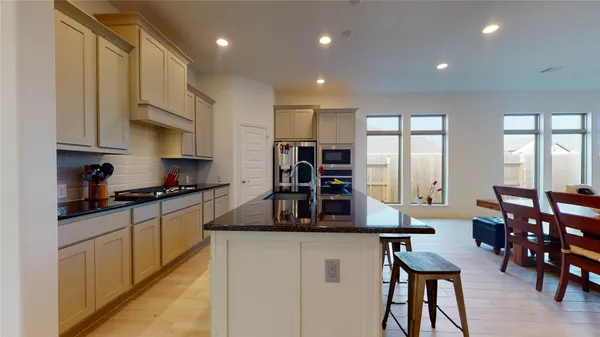 $3,000 | 19034 Paso Fino Prairie Lane, Tomball, TX 77377