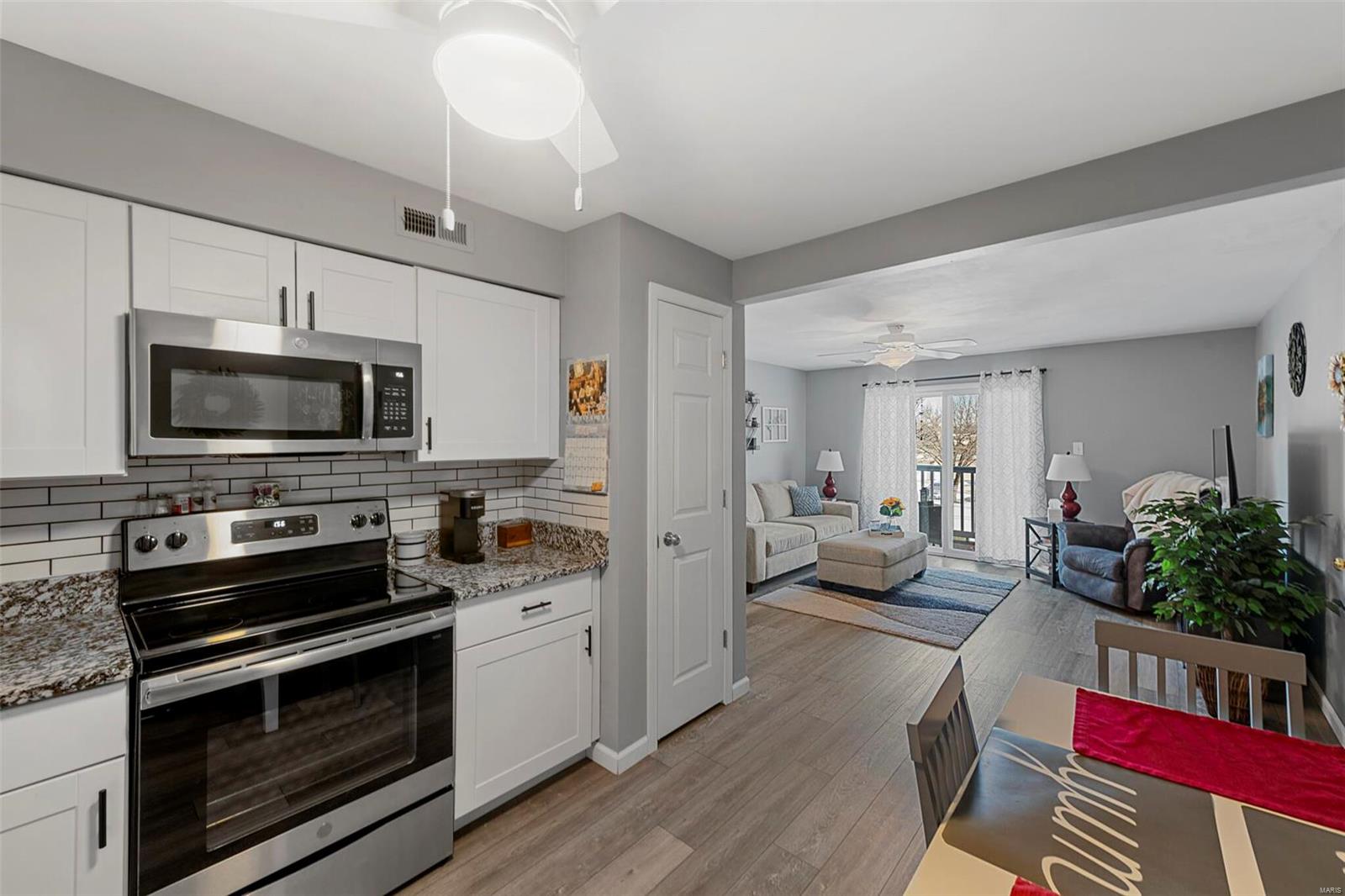 4539 Little Rock Road, Unit E St. Louis, MO 63128 - Photo 6 of 21 Gallery Image 6