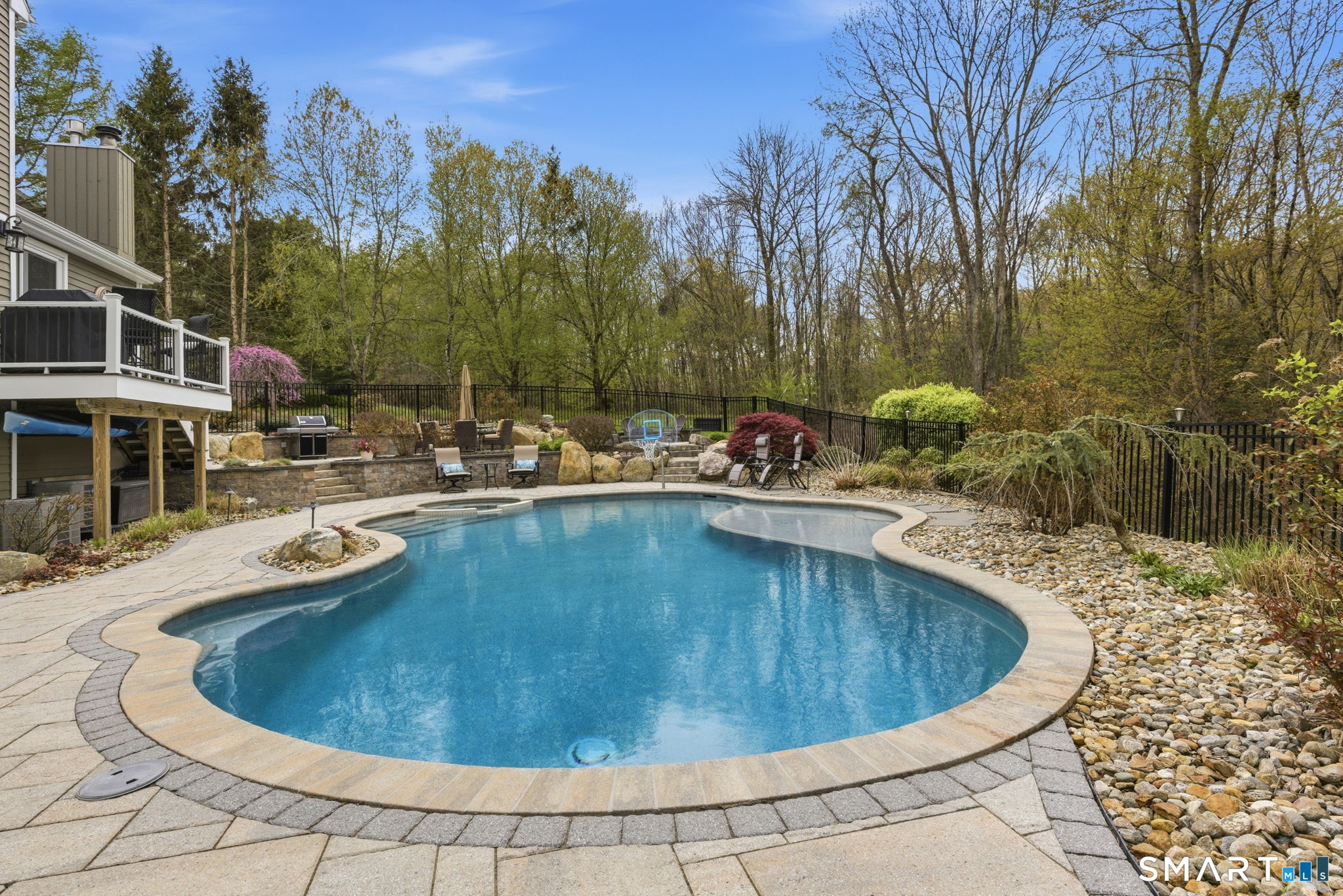 10 Ryans Way Burlington, CT 06013 - Photo 30 of 35