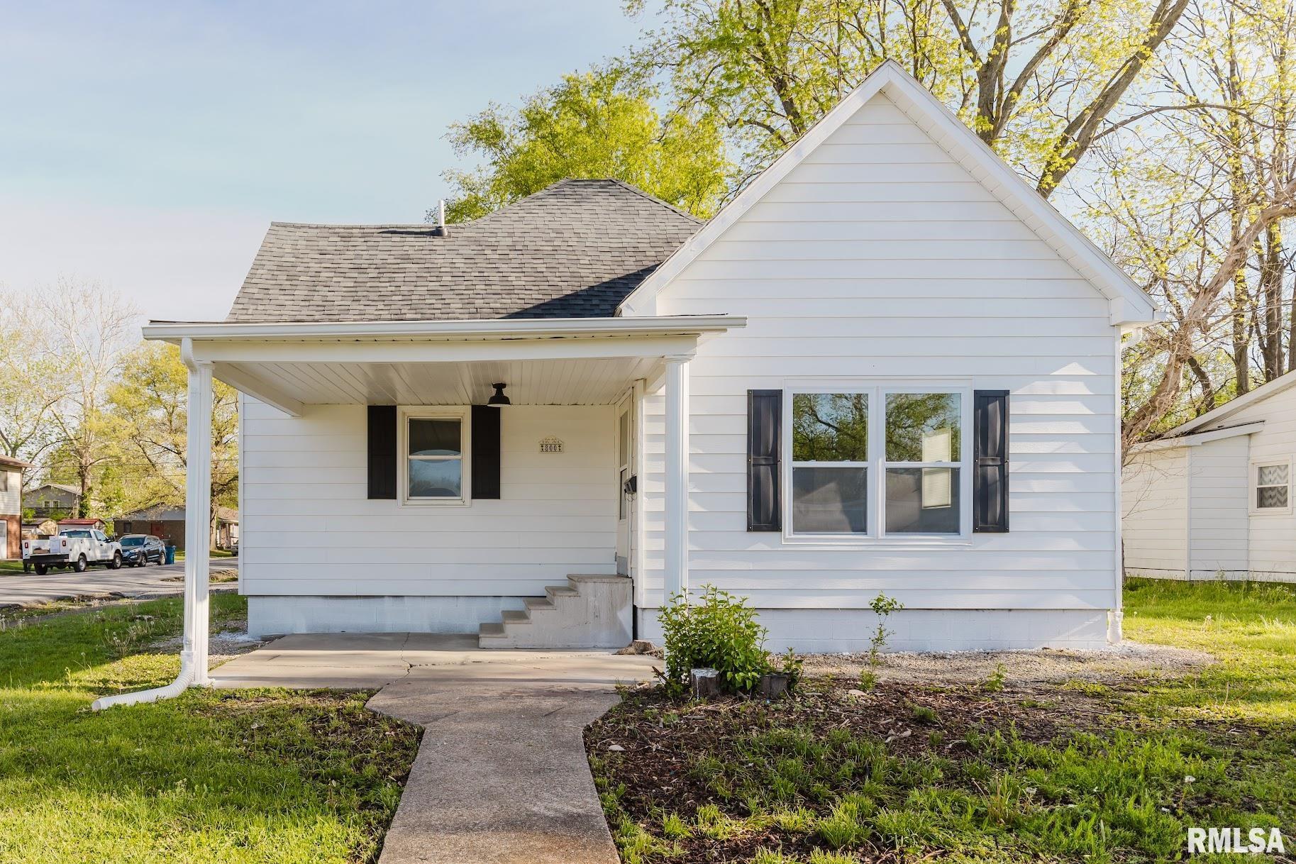 800 East Reeves Street Marion, IL 62959 - Photo 1 of 30 Gallery Image 1