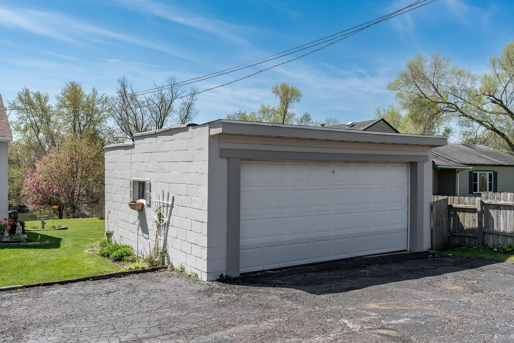 2159 Toms Road Rockford, IL 61109 - Photo 16 of 72 Gallery Image 16
