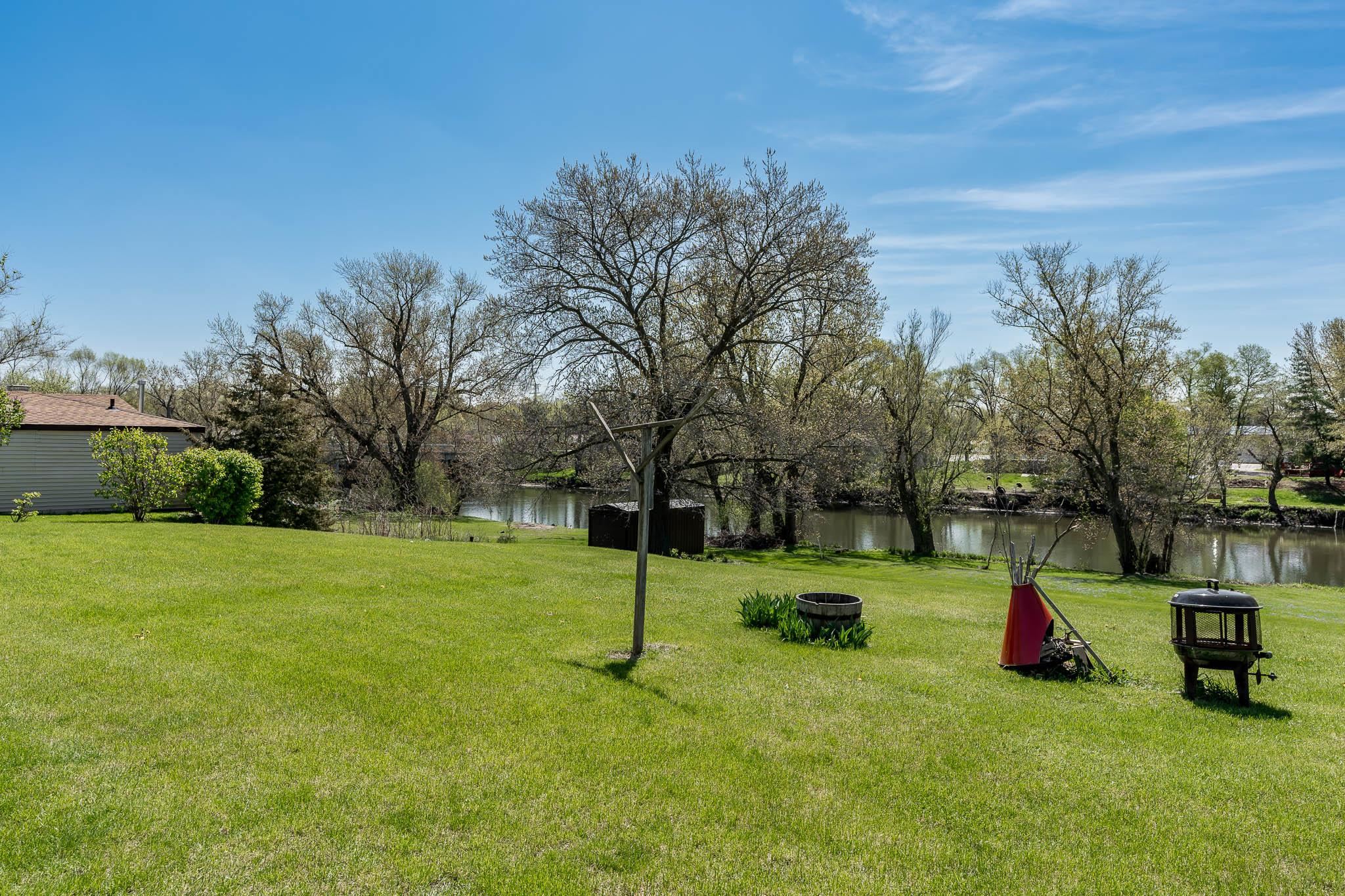 2159 Toms Road Rockford, IL 61109 - Photo 18 of 72 Gallery Image 18