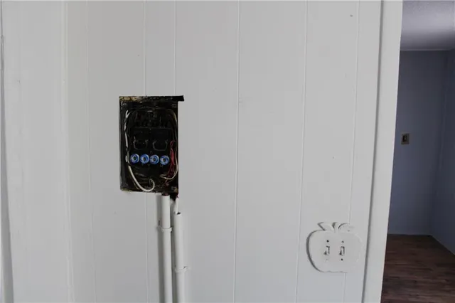 $93,000 | 817 South Mill Street, Kansas City, KS 66105