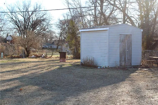 $93,000 | 817 South Mill Street, Kansas City, KS 66105