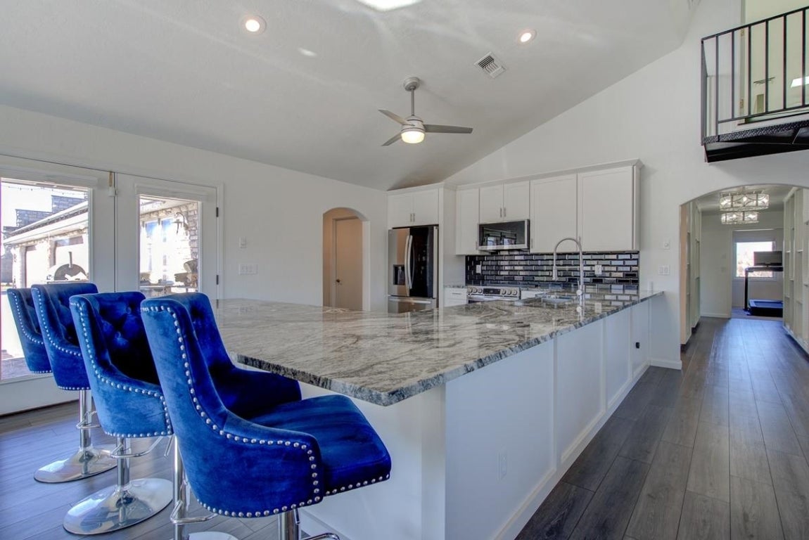 23205 Slough Road Weed, CA 96094 - Photo 10 of 50 Gallery Image 10
