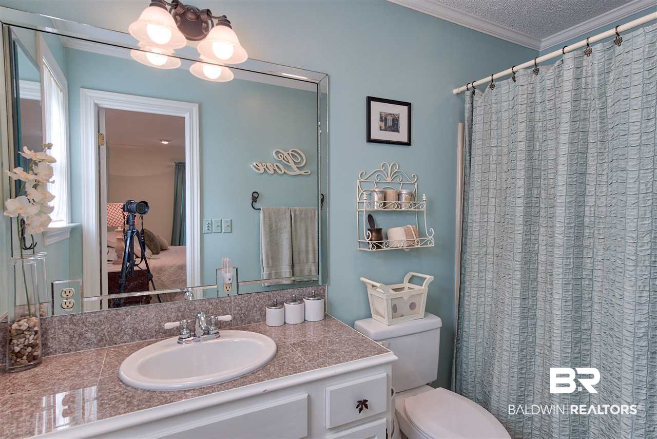 706 Winn Avenue Fairhope, AL 36532 - Photo 22 of 42 Full Bathroom in 3rd Bedr