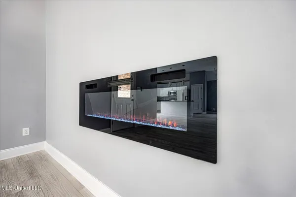 $368,000 | 7693 Ridgefield Drive, Horn Lake, MS 38637