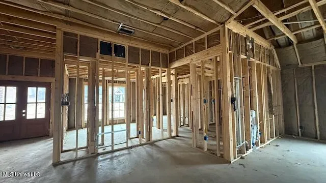 $368,000 | 7693 Ridgefield Drive, Horn Lake, MS 38637